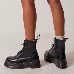 Jadon Platform Dr. Martens Boots Size 6